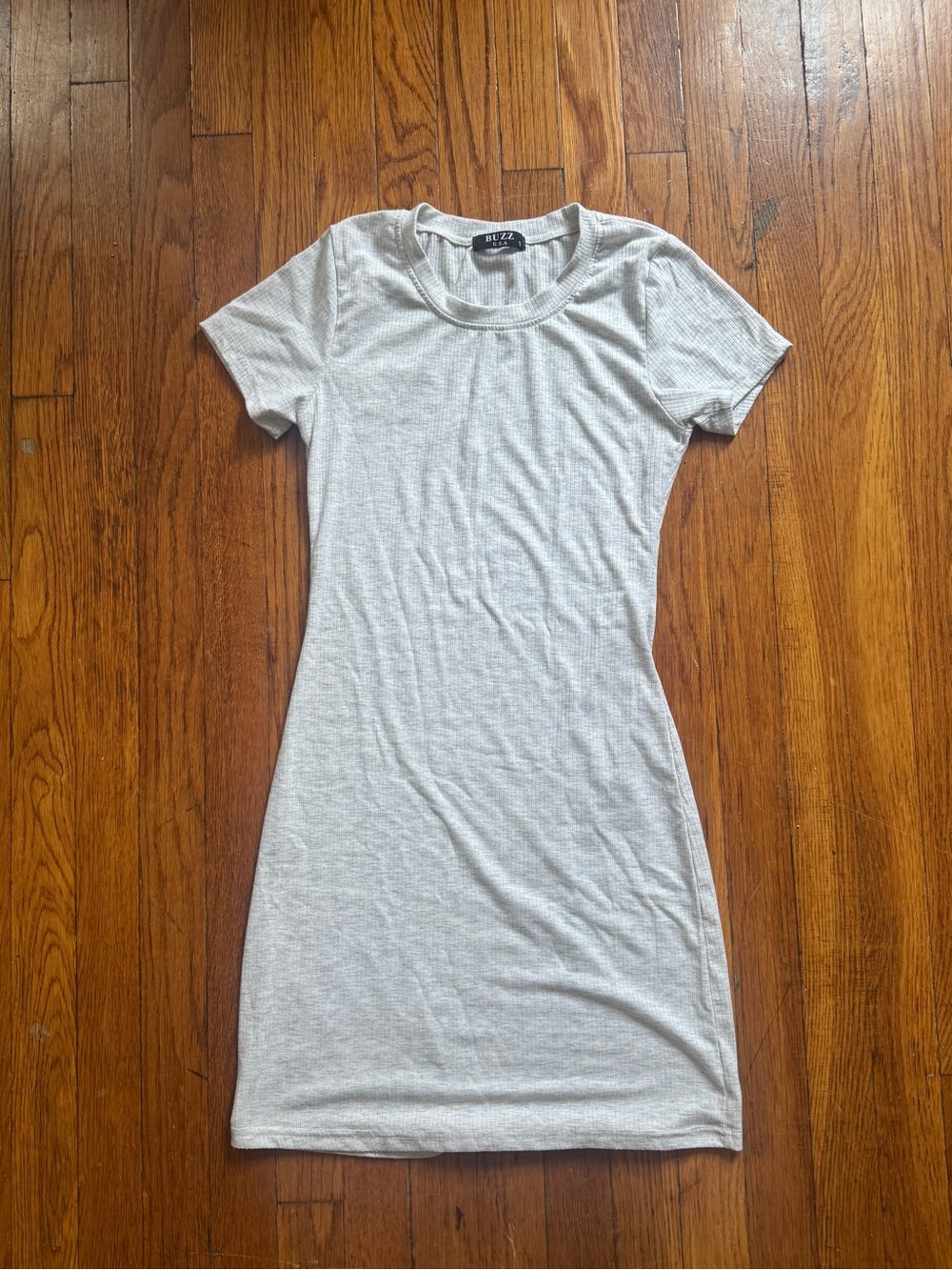 Ribbed Short-Sleeve Crewneck Dress in Light Gray